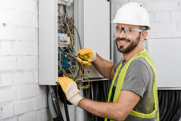 Best Local Electrician Companies  in Westbury, NY